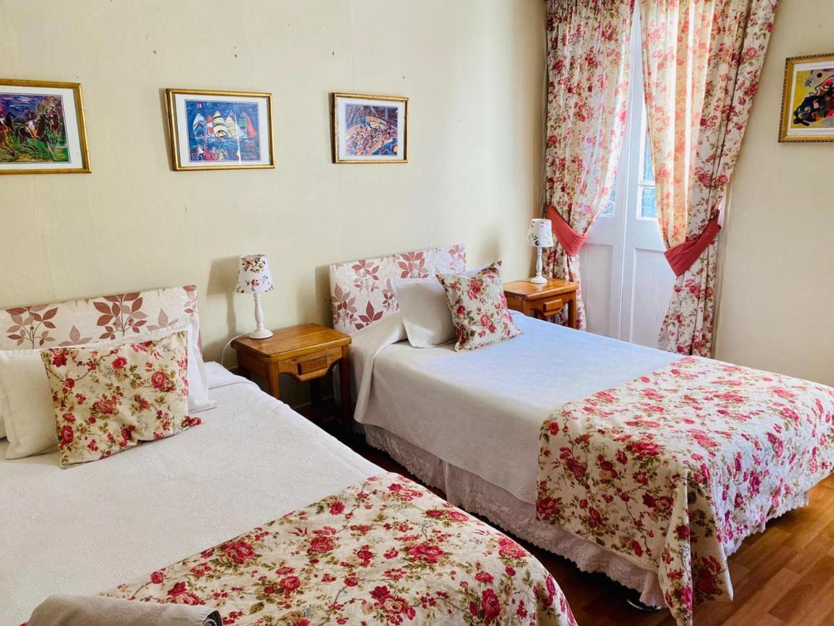 Hostal Plaza Londres 77 サンティアゴ エクステリア 写真